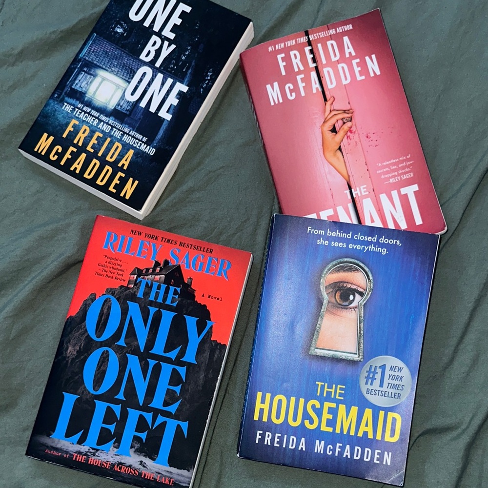(4) books thriller